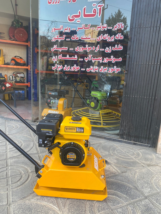کمپکتور هیساکی با موتور راتو 7 اسب