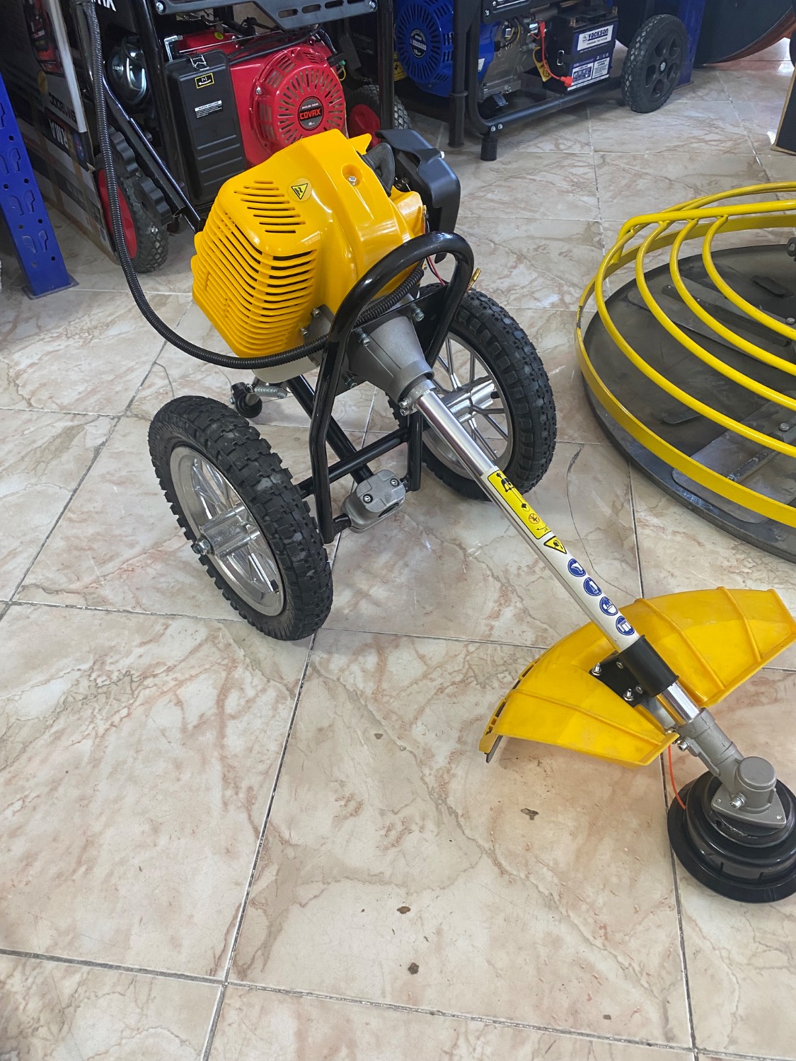 علف زن چرخ دار کنزاکس مدل 6215